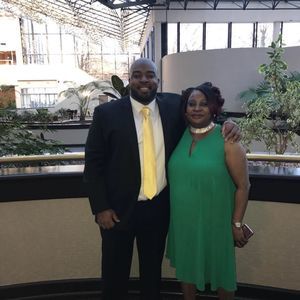 Meet your Posher, Larry